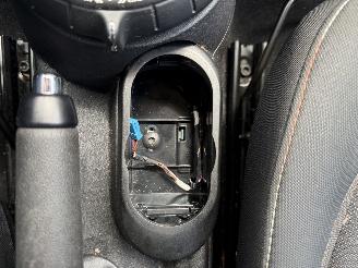 Mini Cooper 1.5 Cooper Business AUTOMAAT picture 17