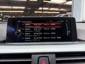 BMW 3-serie 320i Executive picture 18