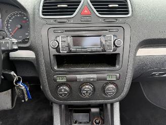 Volkswagen Eos 2.0-16v  PANO picture 16