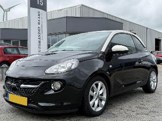 Auto incidentate Opel Adam 1.0 Turbo Jam Favourite 2017/1