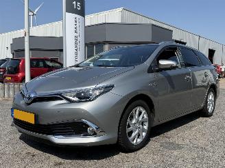 Schadeauto Toyota Auris Touring Sports 1.8 Hybrid Lease pro 2015/8