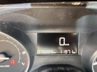 Peugeot 208 1.2 PureTech Blue Lion picture 16