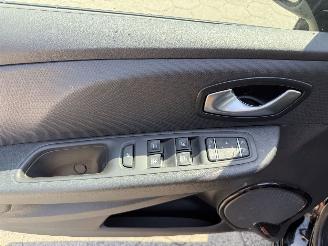 Renault Clio 0.9 TCe Limited picture 13