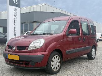 skadebil auto Renault Kangoo 1.6-16V Privilège 2005/1