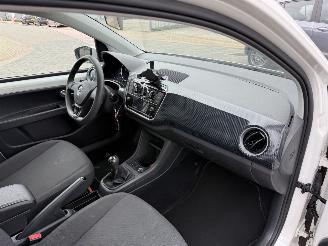 Volkswagen Up! 1.0 BMT move up! picture 14