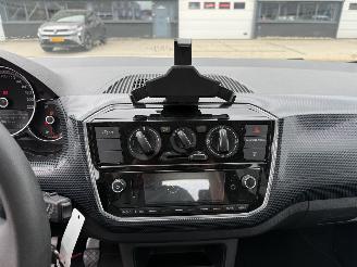 Volkswagen Up! 1.0 BMT move up! picture 18