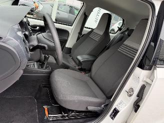 Volkswagen Up! 1.0 BMT move up! picture 9
