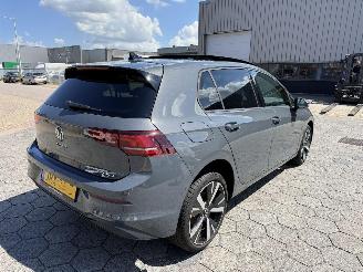 Volkswagen Golf 1.5 AUTOMAAT eHybrid Life Edition picture 4