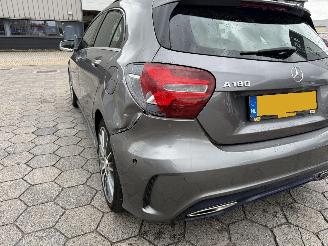Mercedes A-klasse Automaat Panoramadak 180 Ambition picture 14