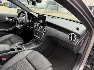 Mercedes A-klasse A180 AMG PANO AUTOMAAT picture 19