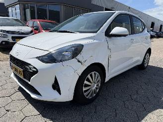 Schadeauto Hyundai I-10 1.0 Comfort 2023/10