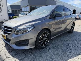 Schadeauto Mercedes B-klasse 180 AUTOMAAT Ambition 2018/3