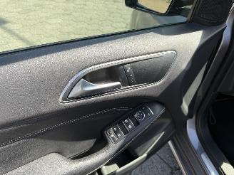 Mercedes B-klasse 180 AUTOMAAT Ambition picture 10