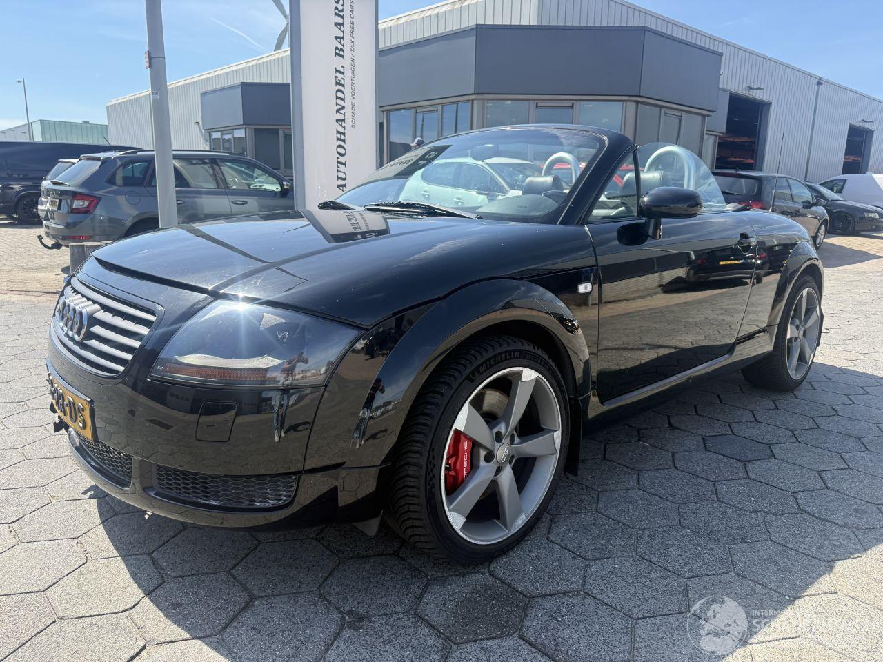 Audi TT Roadster Quattro 225 PK 1.8 5V Turbo