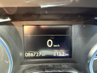 Peugeot 2008 1.2 PureTech Allure picture 18