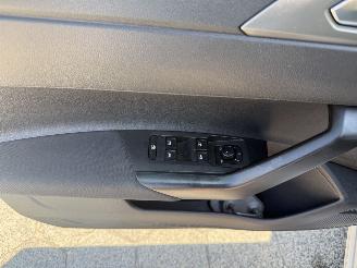 Volkswagen Polo 1.0 TSI PANO picture 13