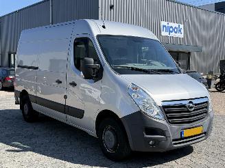 uszkodzony samochody ciężarowe Opel Movano 2.3 CDTI L2H3 2015/10