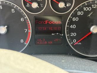 Ford Focus 1.8-16V Ambiente Flexifuel picture 16