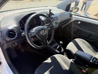 Volkswagen Up! 1.0 BMT move up! picture 13