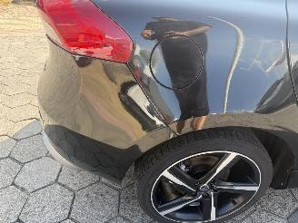 Volvo V-40 2.0 D3 Business Sport AUTOMAAT PANO picture 13