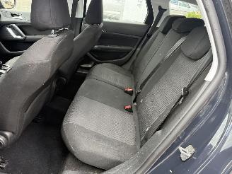 Peugeot 308 SW 1.2 PureTech Active picture 10