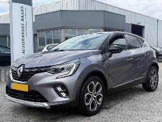uszkodzony samochody osobowe Renault Captur 1.3 TCe 140 Intens 2021/12