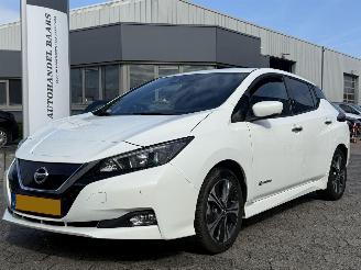 Vaurioauto  passenger cars Nissan Leaf N-Connecta 40 kWh 2018/11