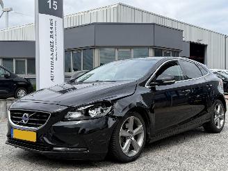 Unfallwagen Volvo V-40 1.6 T3 Momentum 2012/8
