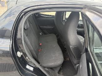 Peugeot 108 1.0 e-VTi Active picture 13