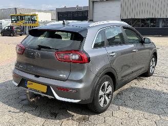 Kia Niro 1.6 GDi Hybrid DynamicLine picture 4