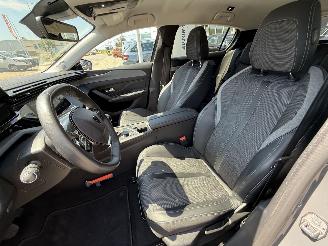 Peugeot 308 1.2 PureTech Allure picture 15