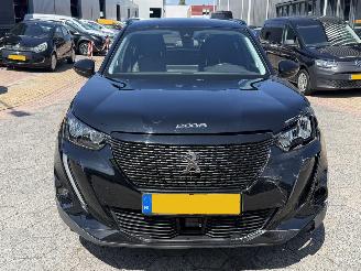 Peugeot e-2008 EV Allure Pack 50 kWh picture 2