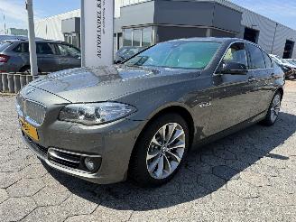krockskadad bil auto BMW 5-serie 528i AUTOMAAT High Executive 2014/2