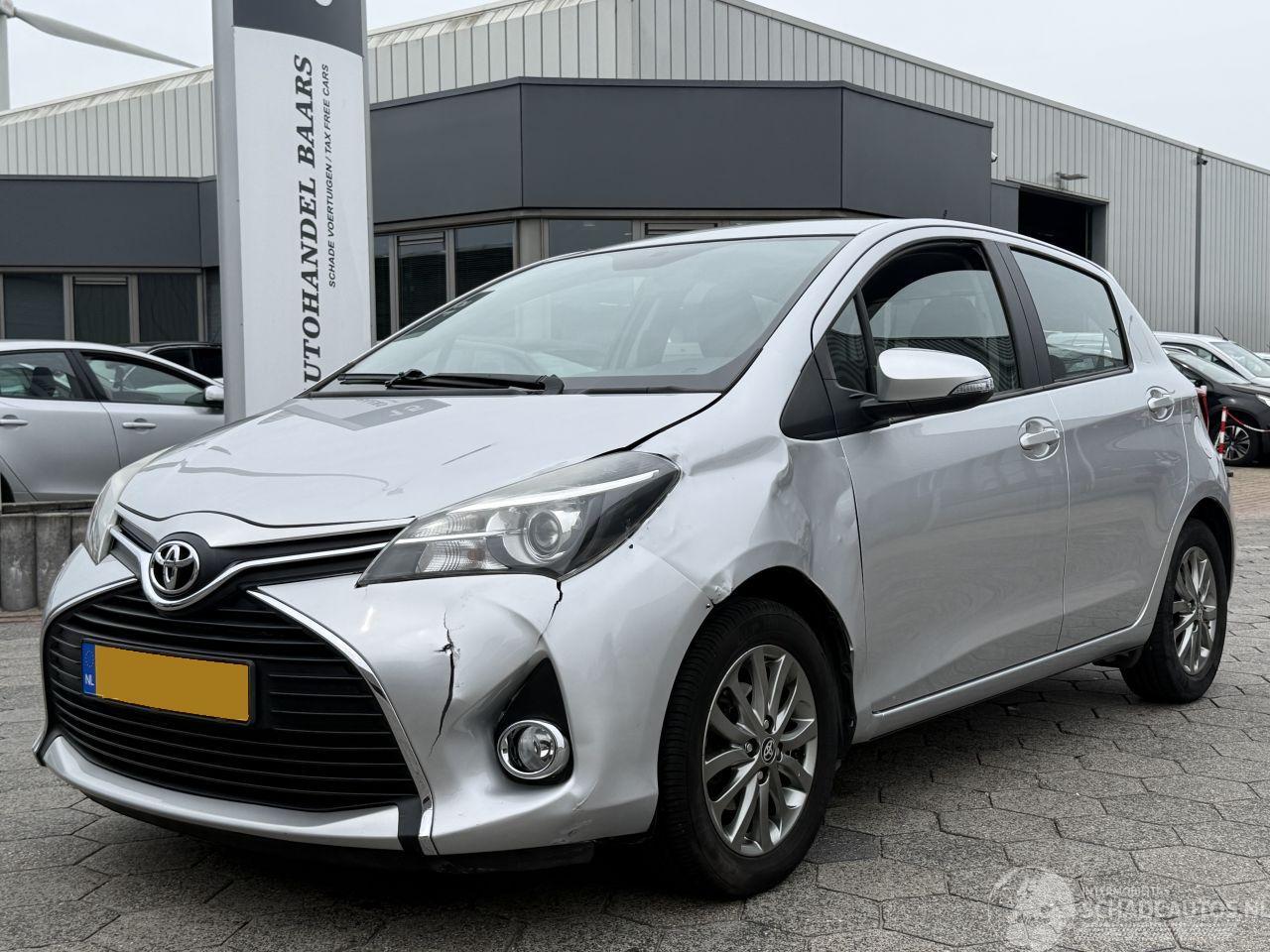 Toyota Yaris 1.3 VVT-i Style AUTOMAAT