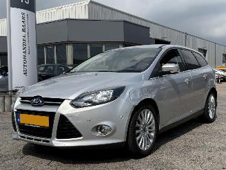 Auto incidentate Ford Focus Wagon 1.0 EcoBoost Lease Titanium 2013/7