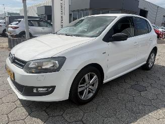 uszkodzony samochody osobowe Volkswagen Polo 1.2-12V BlueMotion Trendline 2012/3