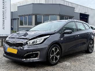 krockskadad bil auto Kia Cee d Sportswagon 1.0 T-GDi First Edition 2015/11