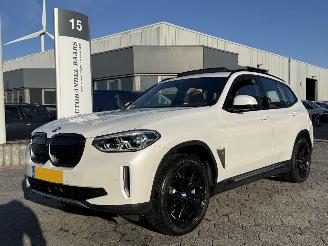 damaged passenger cars BMW iX3 High Executive 80 kWh 2021/8