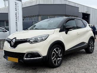 Voiture accidenté Renault Captur 0.9 TCe Dynamique 2015/1