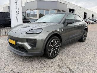 Unfallwagen Porsche Macan 4 95C 2024/11