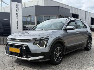 Vaurioauto  passenger cars Kia Niro 1.6 GDi Hybrid DynamicLine 2024/4