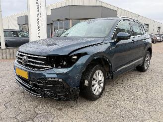 Coche accidentado Volkswagen Tiguan 1.5 TSI R-Line Business 2023/8