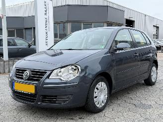 Schadeauto Volkswagen Polo 1.4-16V Turijn 2005/10