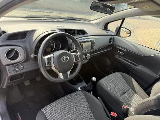 Toyota Yaris 1.0 VVT-i Aspiration picture 18