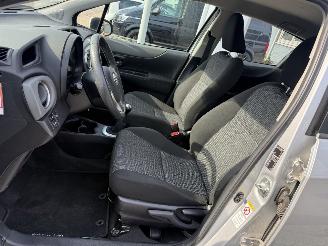 Toyota Yaris 1.0 VVT-i Aspiration picture 10