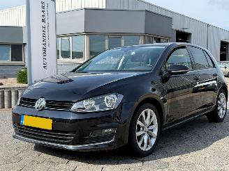 Schadeauto Volkswagen Golf 1.2 TSI Business Edition 2014/12