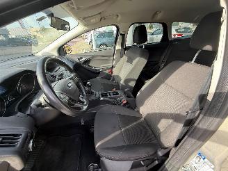 Ford Focus Wagon 1.0 Trend Edition picture 16