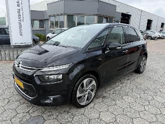 Vaurioauto  passenger cars Citroën  1.6 Exclusive 2014/2