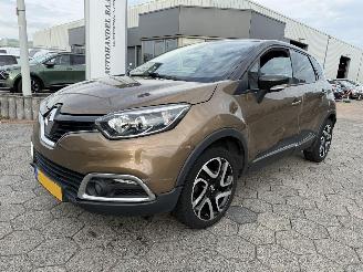Vaurioauto  passenger cars Renault Captur 0.9 TCe Dynamique 2017/3