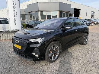 Voiture accidenté Audi Q4 e-tron 40 Advanced edition 77 kWh 2023/3
